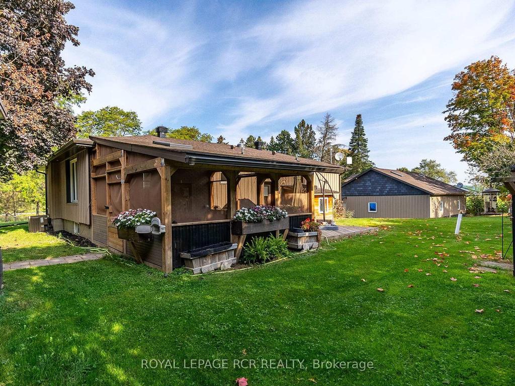 









9213


Castlederg

Side Road,
Caledon,




ON
L7E 0S8

