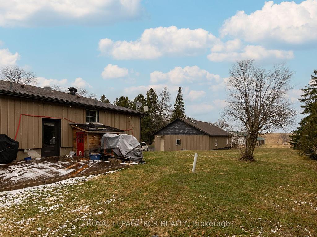 









9213


Castlederg

Side Road,
Caledon,




ON
L7E 0S8

