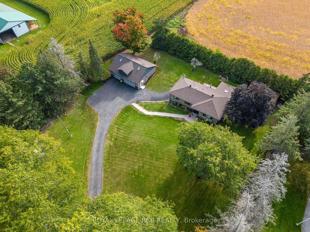 









9213


Castlederg

Side Road,
Caledon,




ON
L7E 0S8

