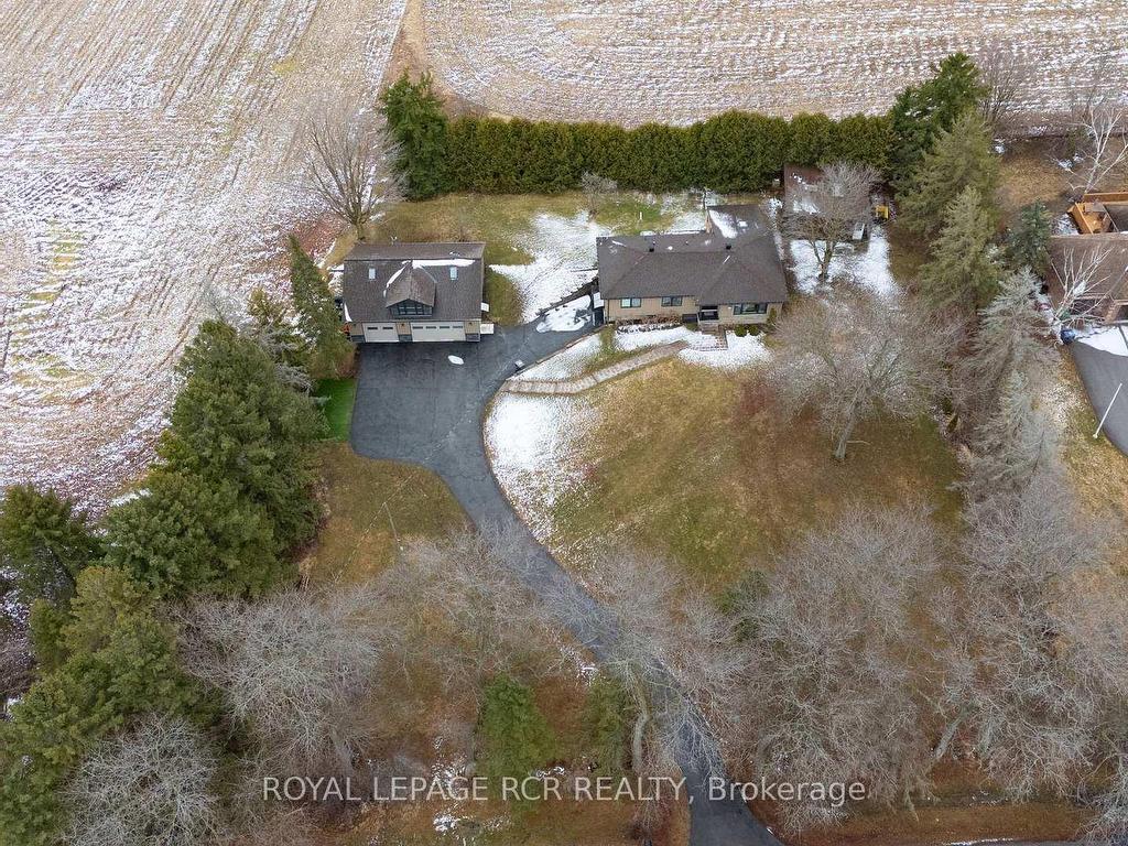 









9213


Castlederg

Side Road,
Caledon,




ON
L7E 0S8

