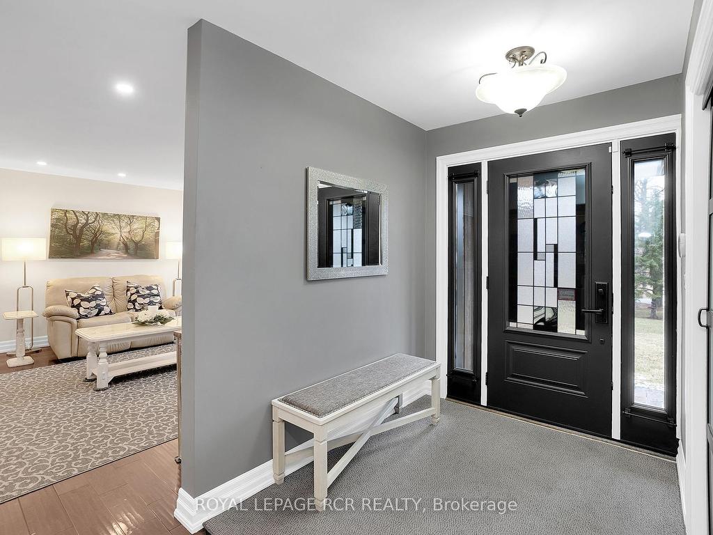 









9213


Castlederg

Side Road,
Caledon,




ON
L7E 0S8

