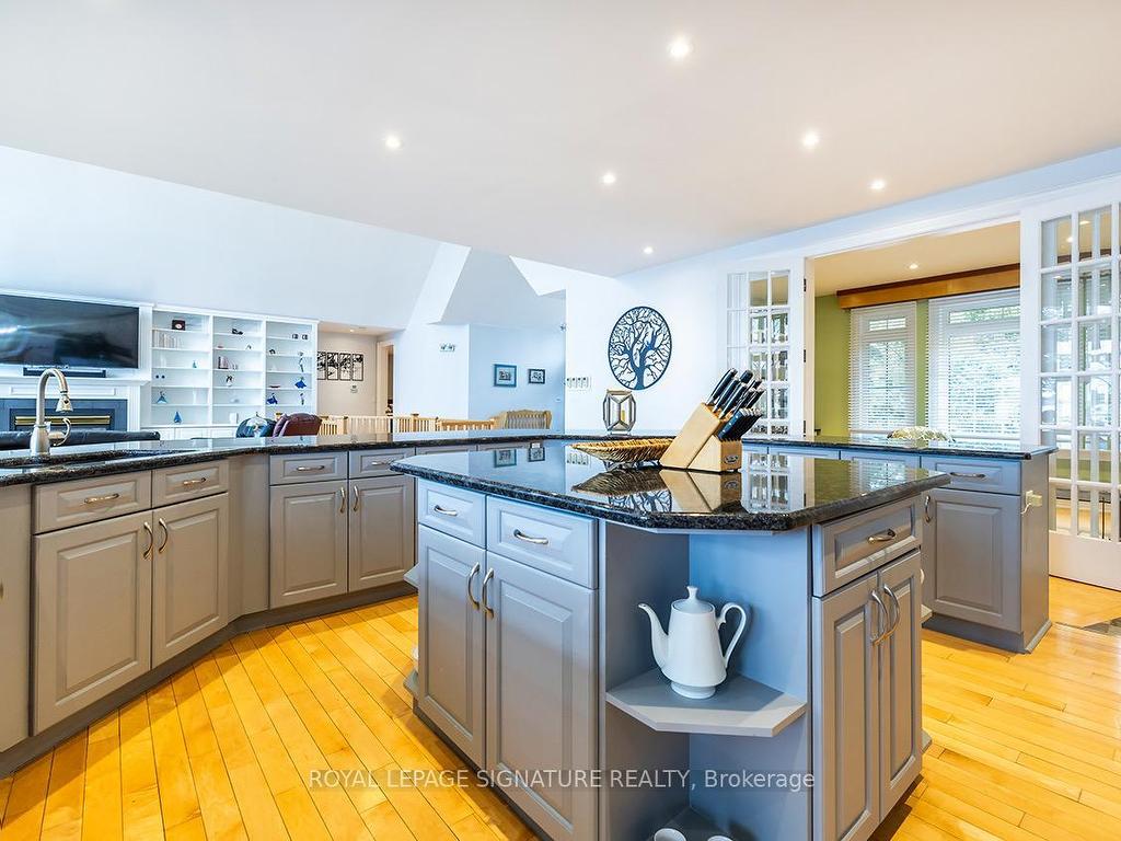 









1524


Westview

Crescent,
Selwyn,




ON
K0L 2H0

