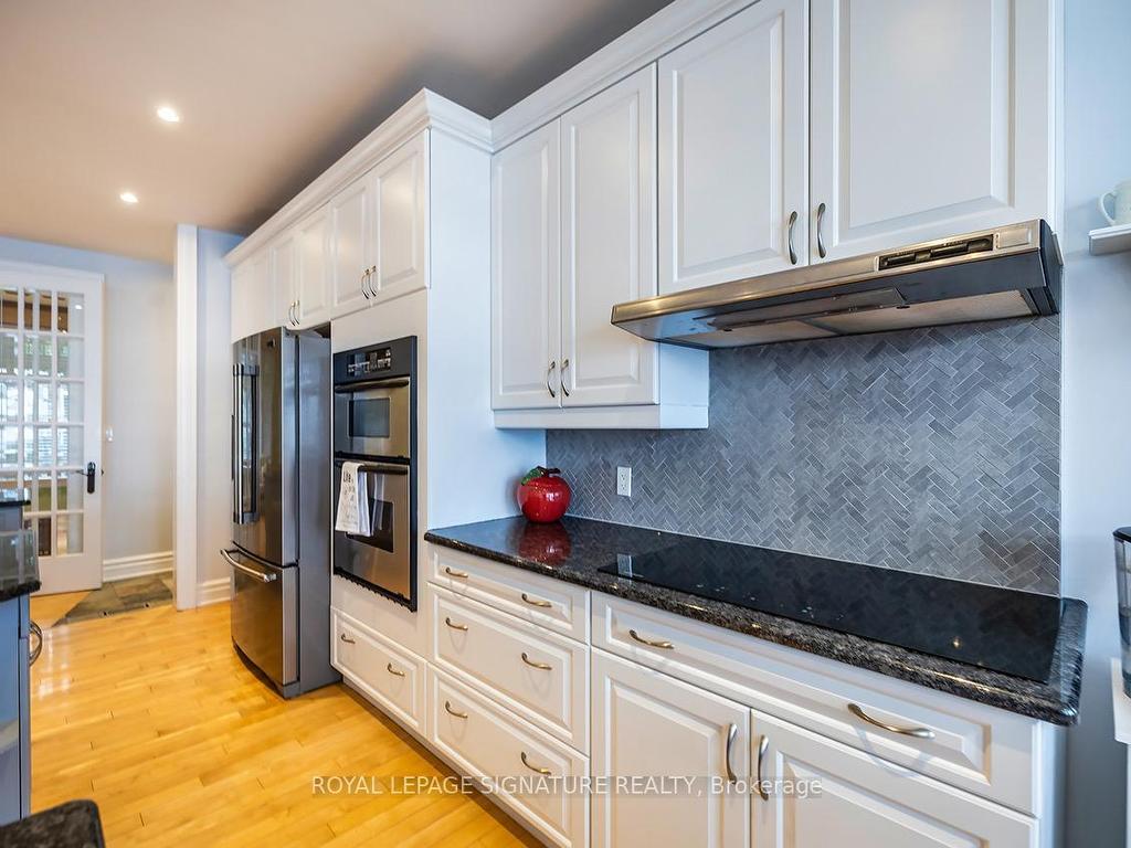 









1524


Westview

Crescent,
Selwyn,




ON
K0L 2H0

