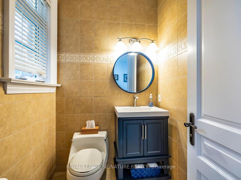 









1524


Westview

Crescent,
Selwyn,




ON
K0L 2H0


