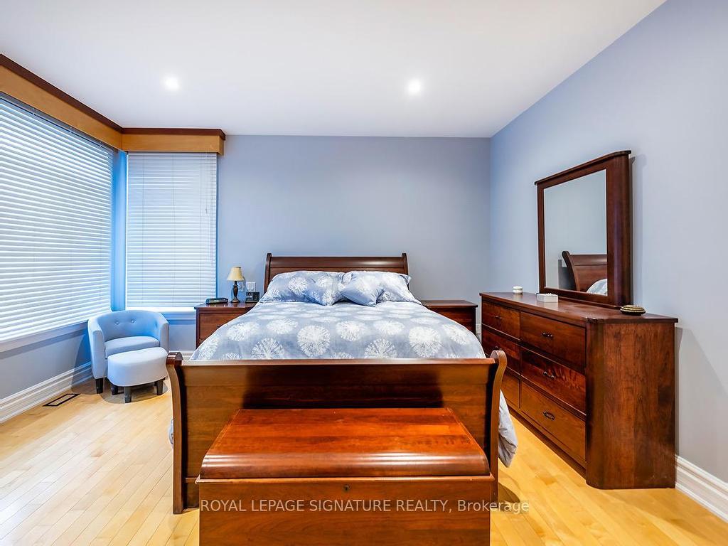 









1524


Westview

Crescent,
Selwyn,




ON
K0L 2H0

