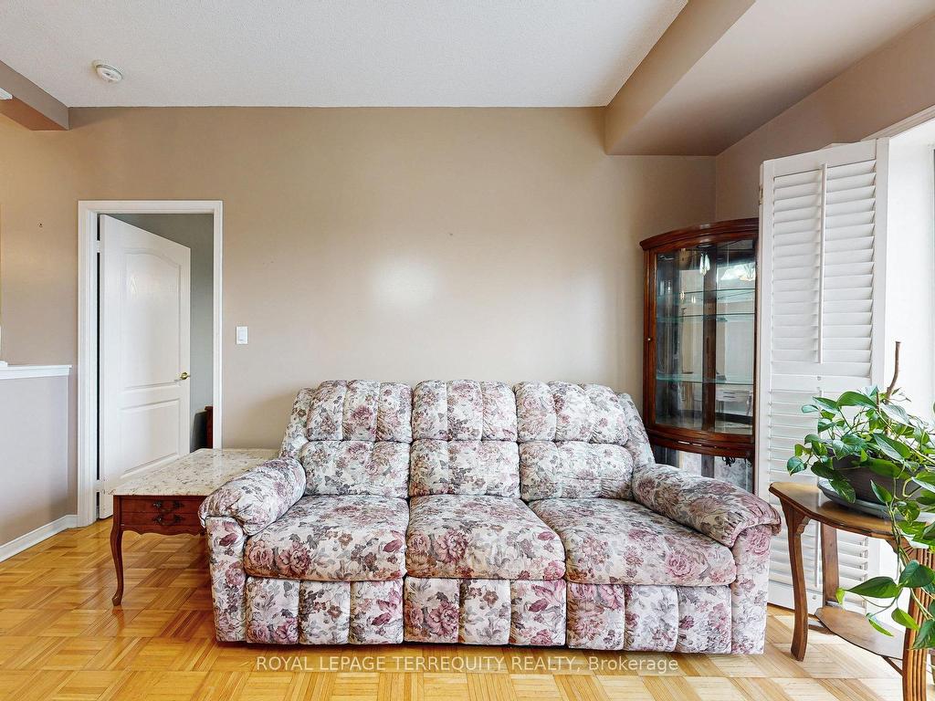 









7373


Martin Grove

Road, 615,
Vaughan,




ON
L4L 9K1

