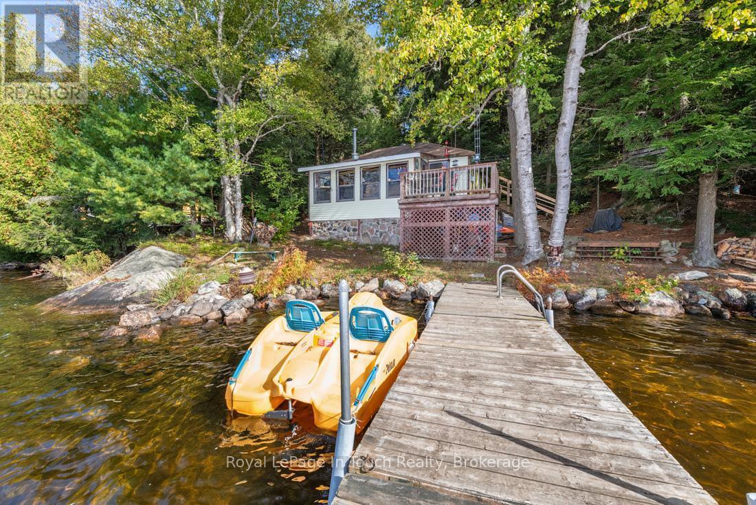 












18 HEALEY LAKE

,
The Archipelago (Archipelago South),




Ontario
P0C1H0

