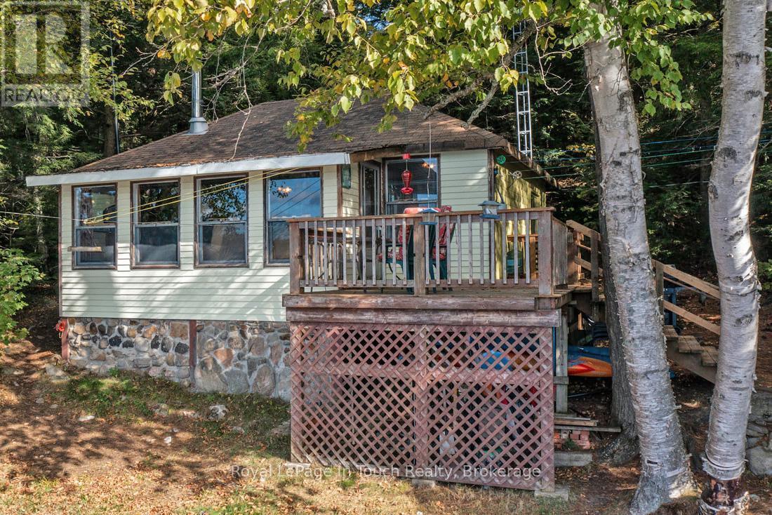 












18 HEALEY LAKE

,
The Archipelago (Archipelago South),




Ontario
P0C1H0

