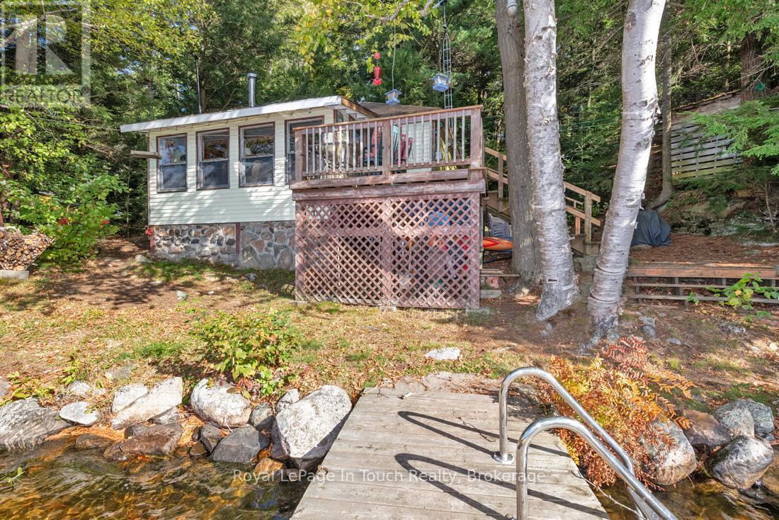 












18 HEALEY LAKE

,
The Archipelago (Archipelago South),




Ontario
P0C1H0

