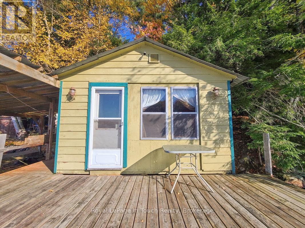 












18 HEALEY LAKE

,
The Archipelago (Archipelago South),




Ontario
P0C1H0

