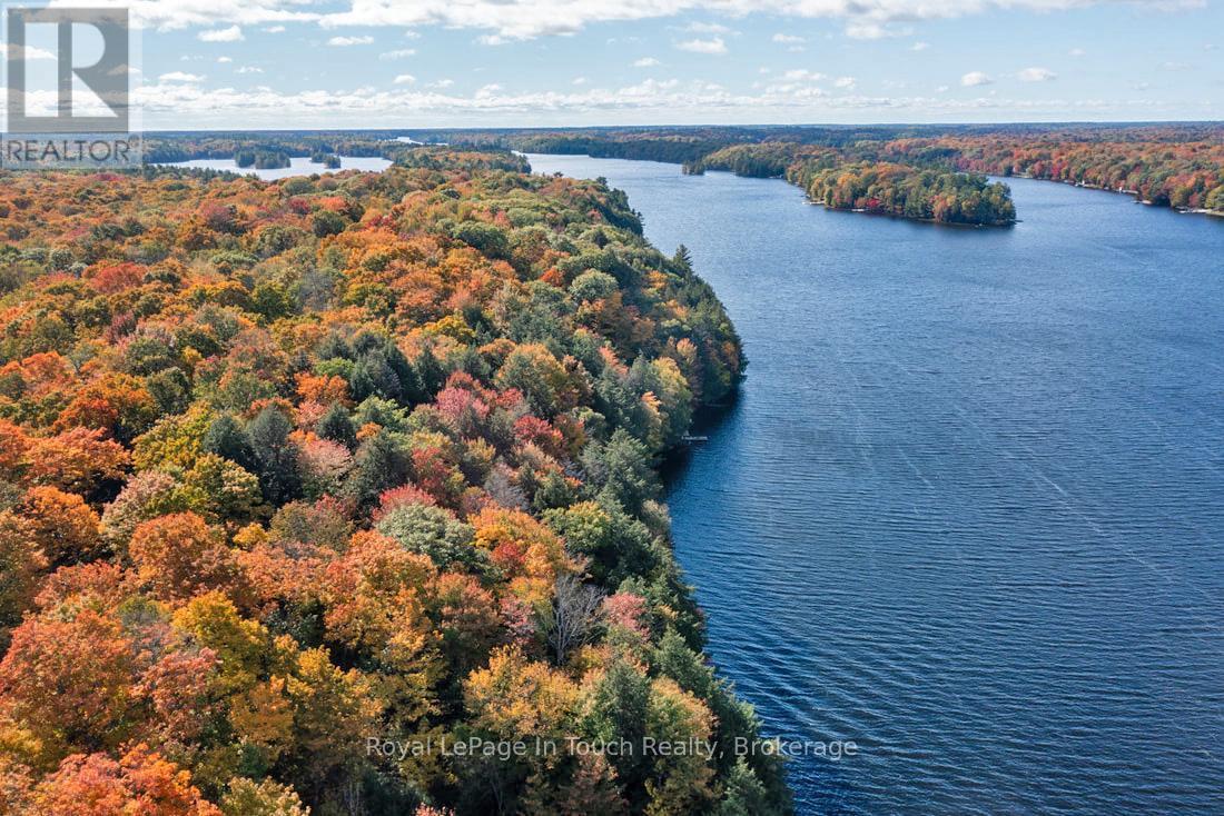 












18 HEALEY LAKE

,
The Archipelago (Archipelago South),




Ontario
P0C1H0

