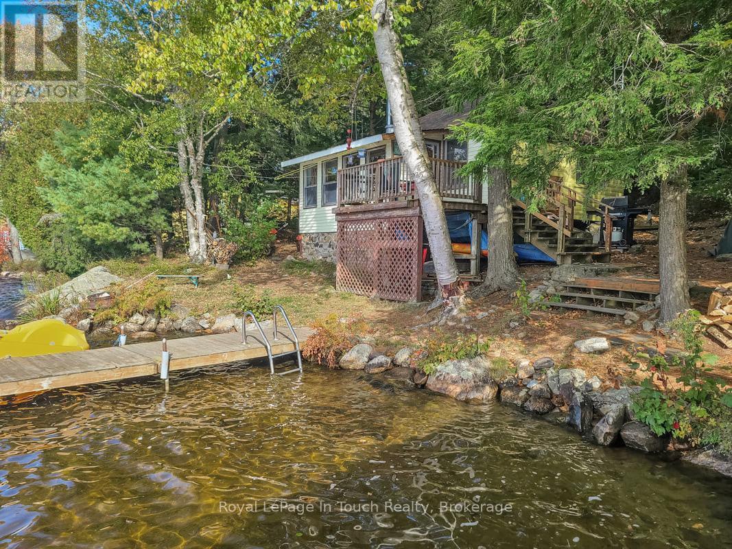 












18 HEALEY LAKE

,
The Archipelago (Archipelago South),




Ontario
P0C1H0

