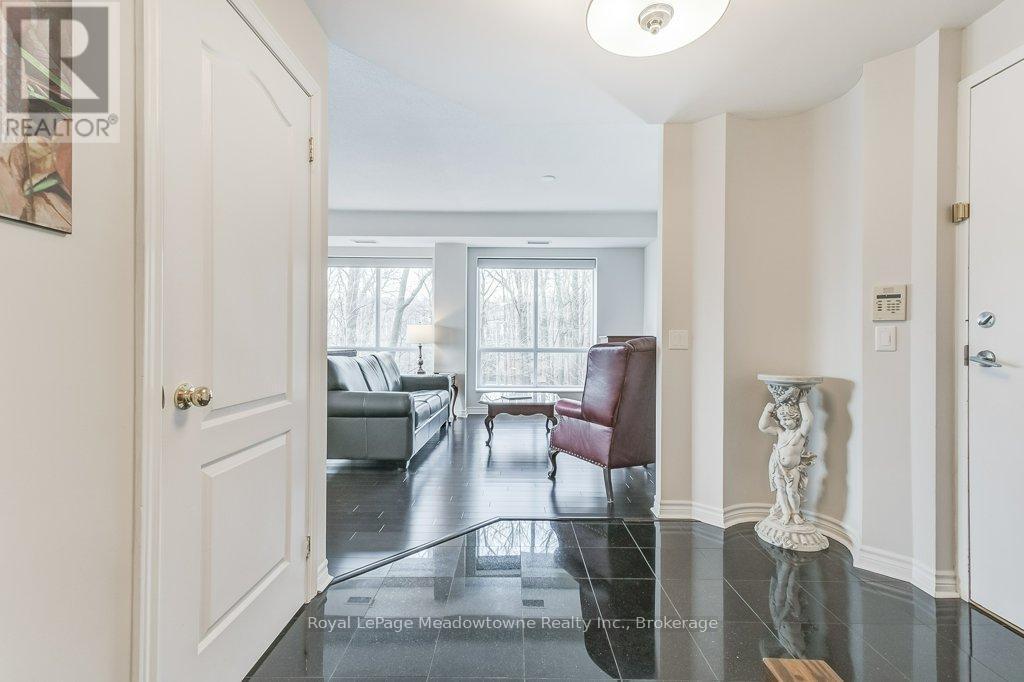 












410 - 483 FAITH DRIVE

,
Mississauga (Hurontario),




Ontario
L5R0A1

