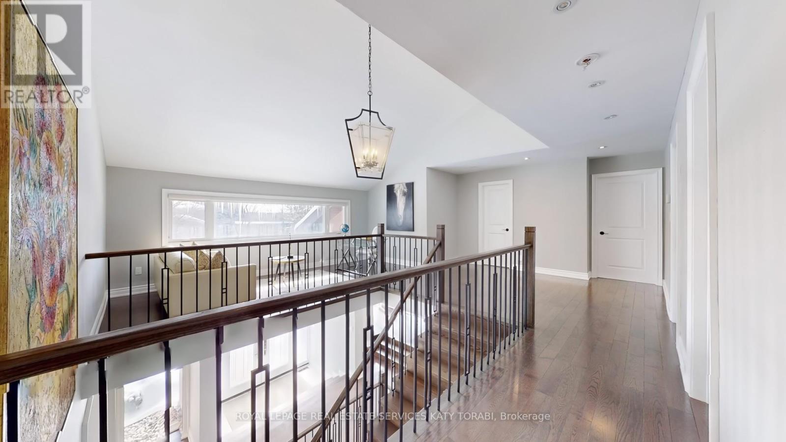 












136 DENLOW BOULEVARD

,
Toronto,




Ontario
M3B3J2

