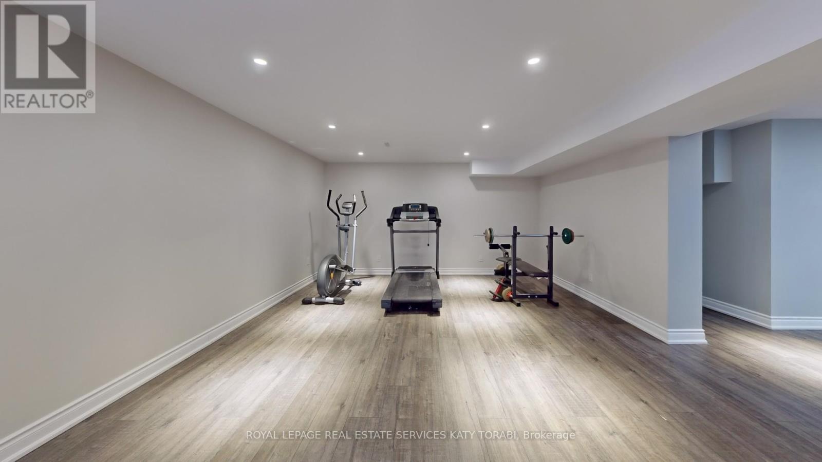 












136 DENLOW BOULEVARD

,
Toronto,




Ontario
M3B3J2

