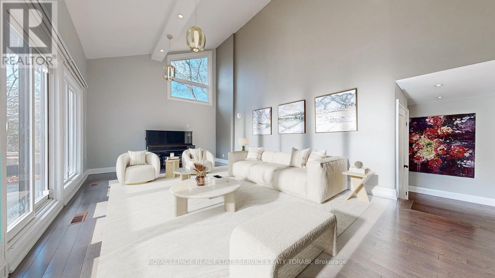 












136 DENLOW BOULEVARD

,
Toronto,




Ontario
M3B3J2

