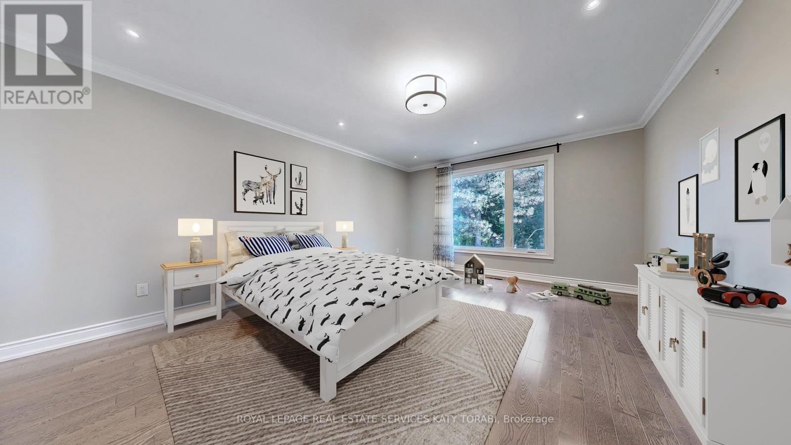 












136 DENLOW BOULEVARD

,
Toronto,




Ontario
M3B3J2

