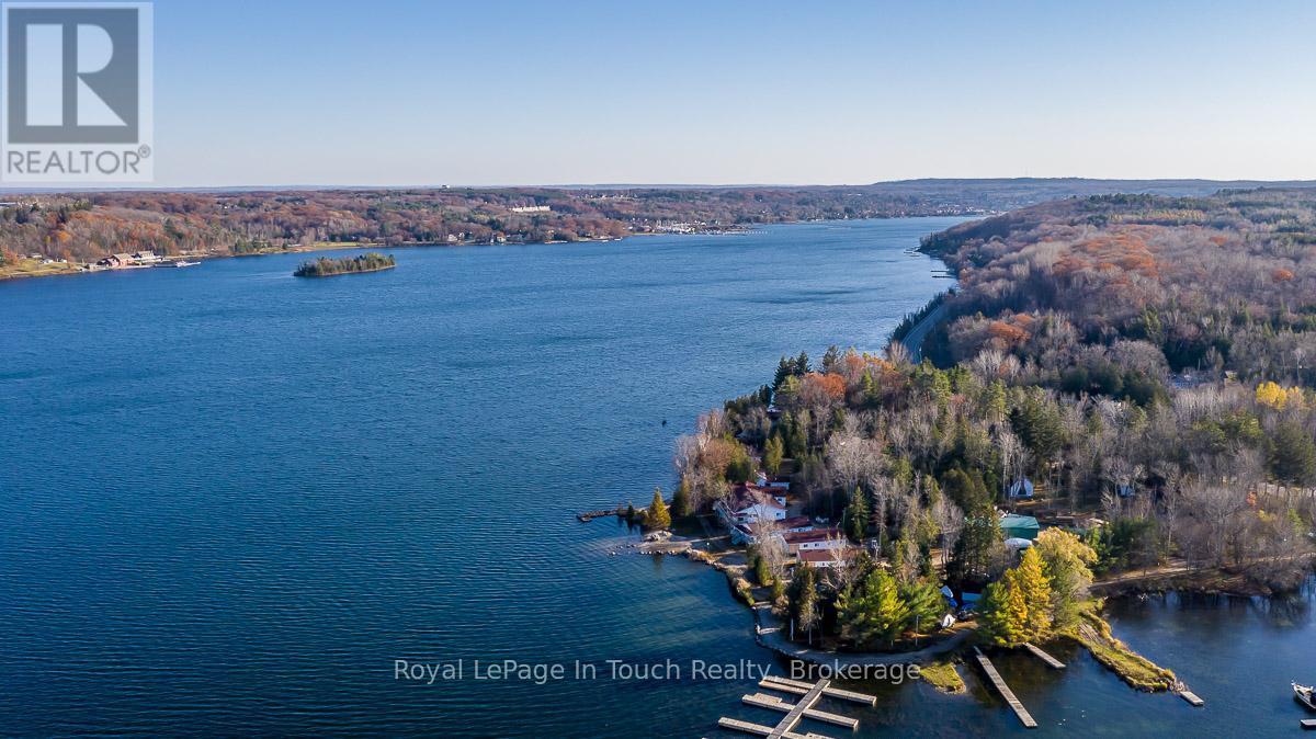 












LOT 61 WHISPERING PINE CIRCLE

,
Tiny,







Ontario
L9M0C2

