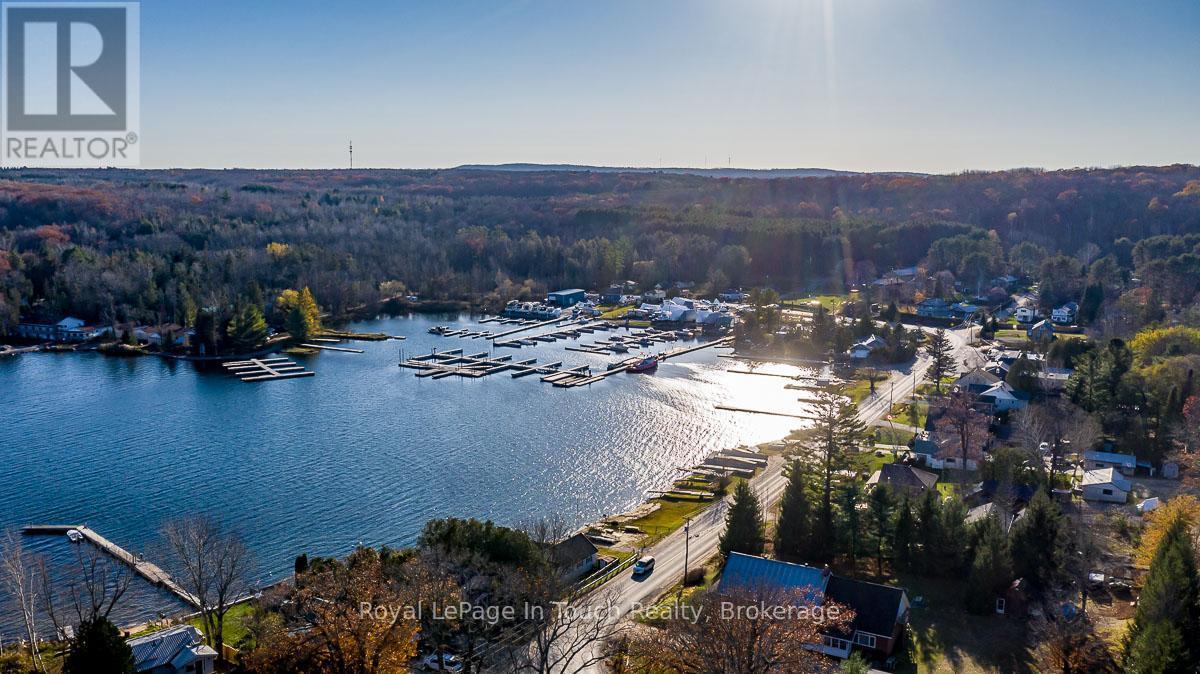 












LOT 61 WHISPERING PINE CIRCLE

,
Tiny,







Ontario
L9M0C2

