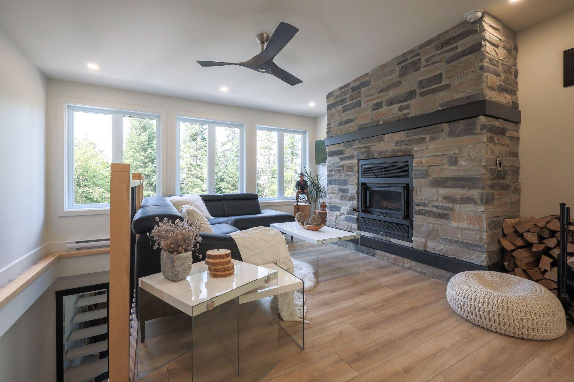 









3010


Imp. des Promeneurs

,
Sainte-Agathe-des-Monts,




QC
J8C2Z8

