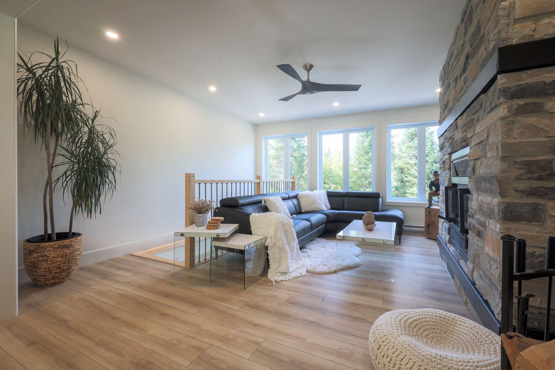 









3010


Imp. des Promeneurs

,
Sainte-Agathe-des-Monts,




QC
J8C2Z8

