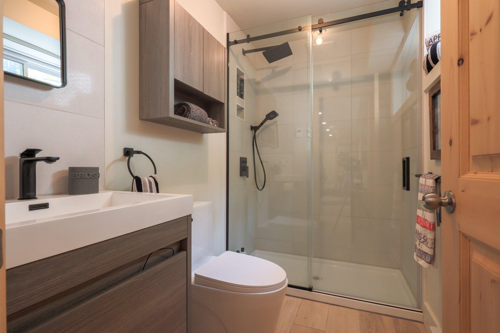 









3010


Imp. des Promeneurs

,
Sainte-Agathe-des-Monts,




QC
J8C2Z8

