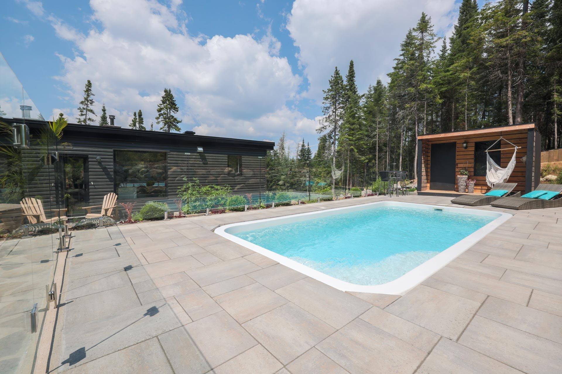 









3010


Imp. des Promeneurs

,
Sainte-Agathe-des-Monts,




QC
J8C2Z8


