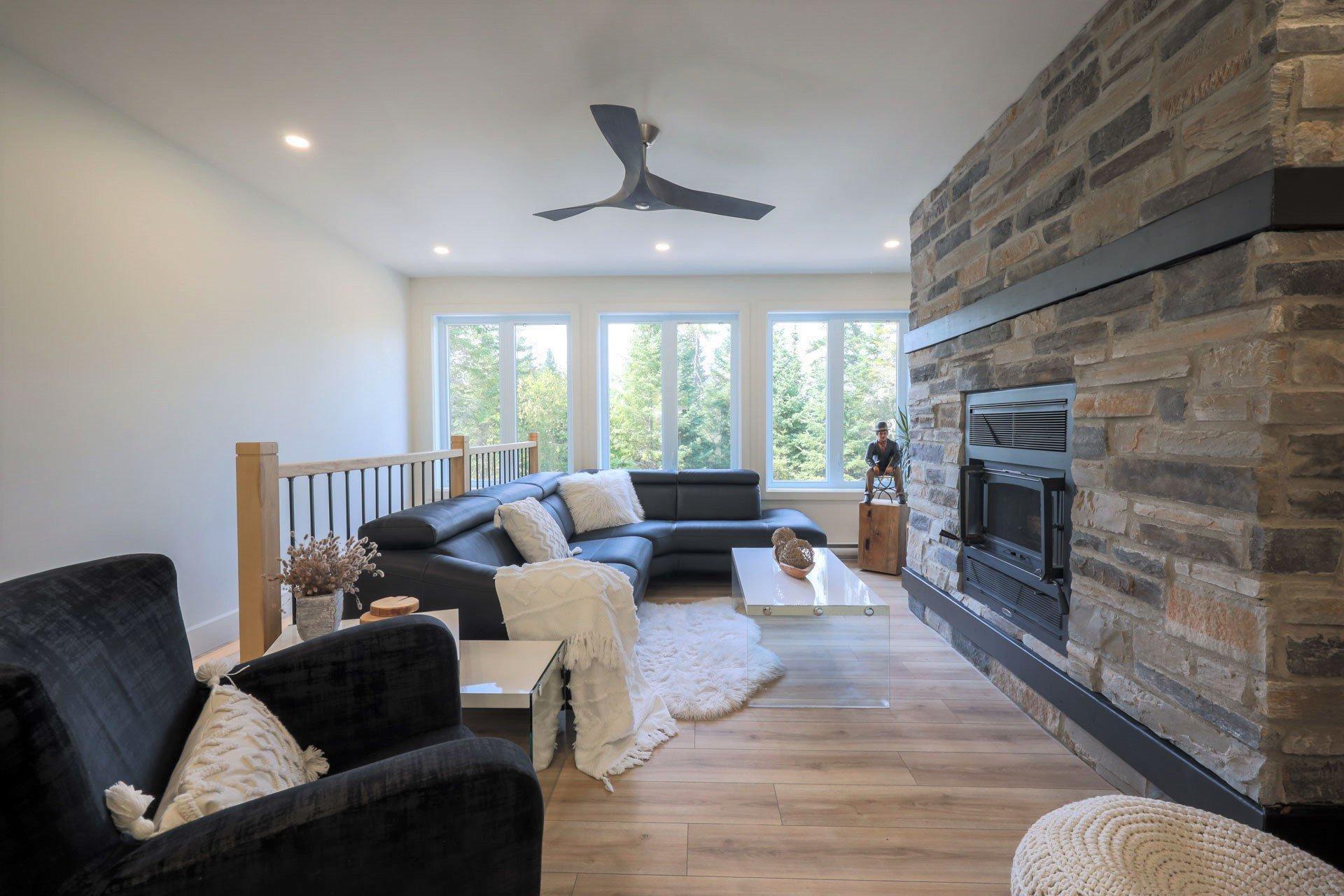 









3010


Imp. des Promeneurs

,
Sainte-Agathe-des-Monts,




QC
J8C2Z8

