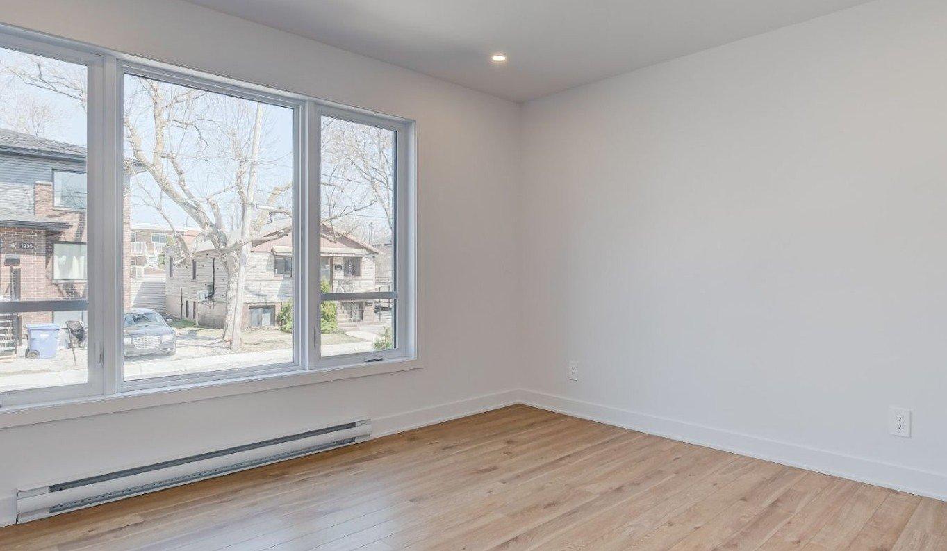 









1234


Rue McGill

,
Longueuil (Le Vieux-Longueuil),




QC
J4J3L4

