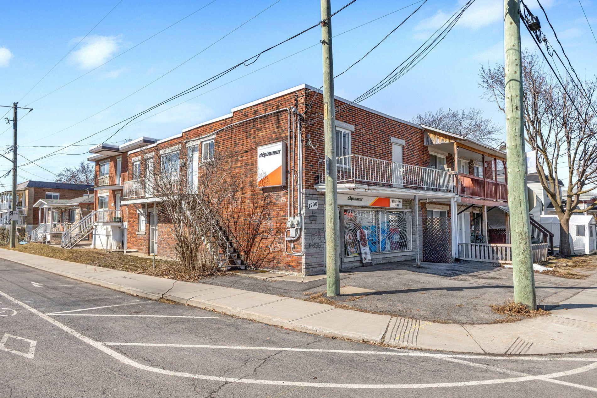 









1700


Rue Marquette

,
Longueuil (Le Vieux-Longueuil),




QC
J4K4J1

