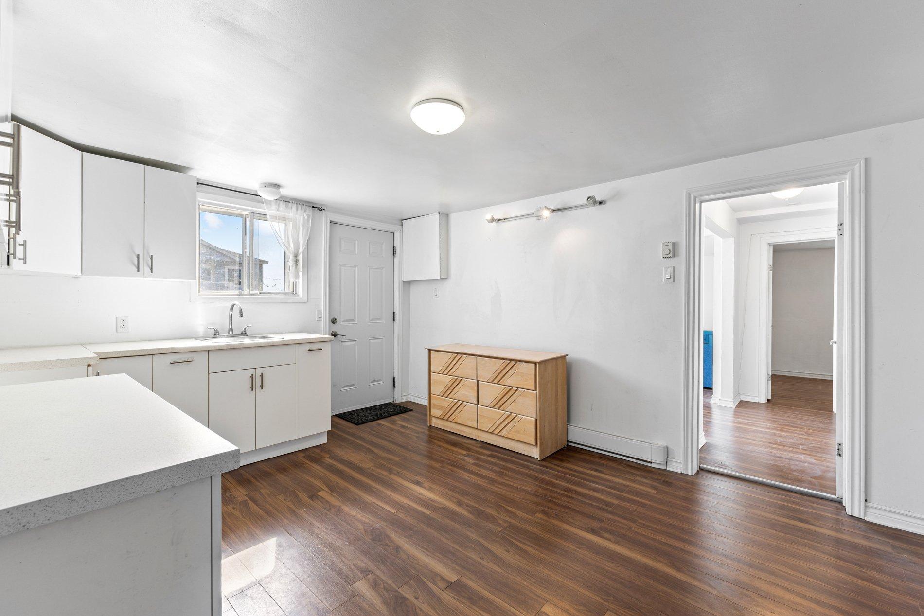 









1700


Rue Marquette

,
Longueuil (Le Vieux-Longueuil),




QC
J4K4J1

