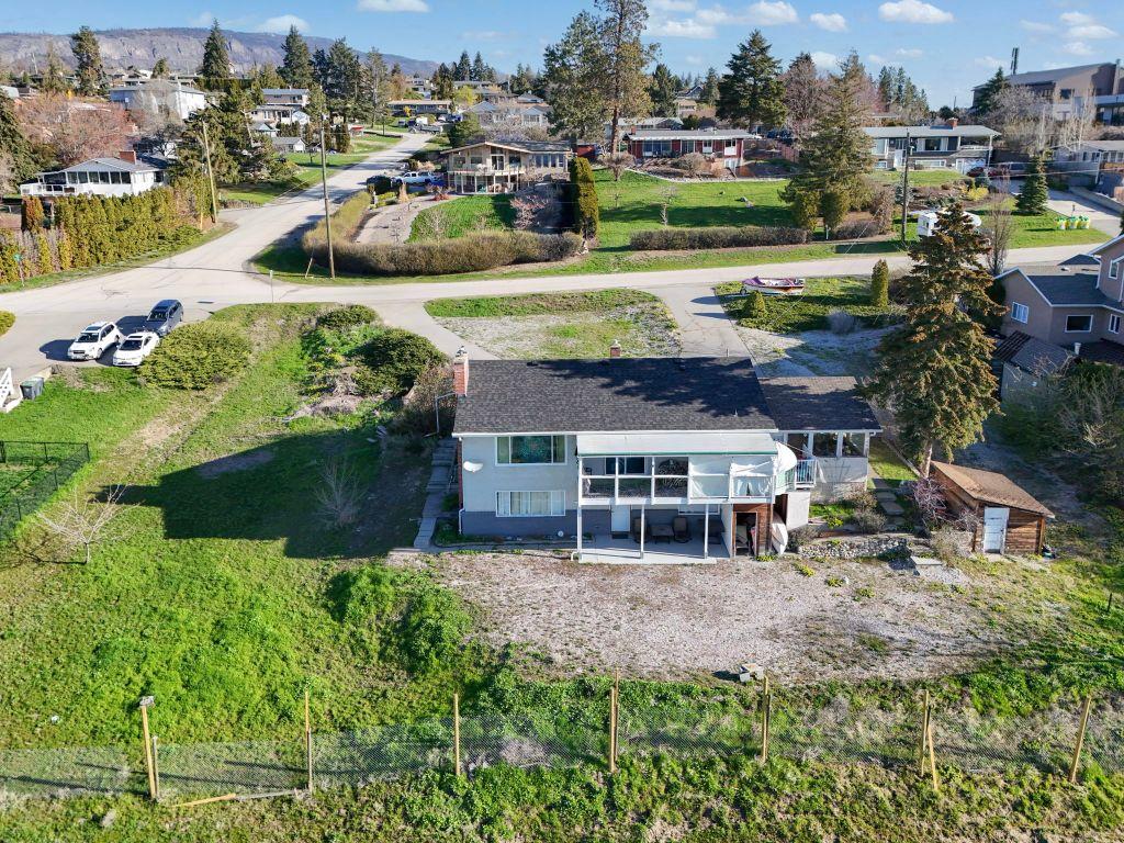 









911


Stevenson

Road,
West Kelowna,







BC
V1Z 1N3

