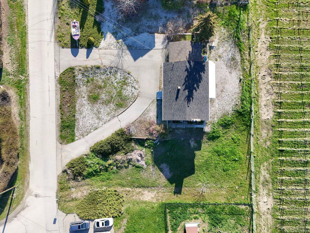









911


Stevenson

Road,
West Kelowna,







BC
V1Z 1N3

