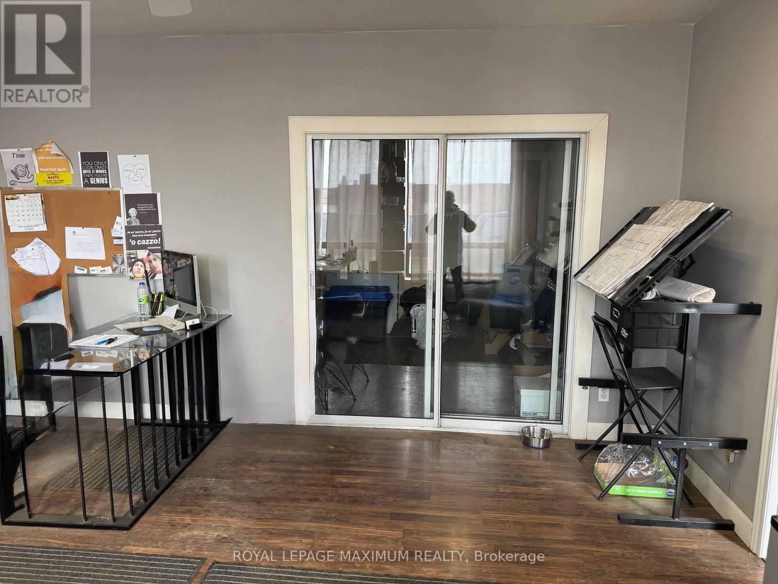 












7 - 67 RODINEA ROAD

,
Vaughan,




Ontario
L6A1R3

