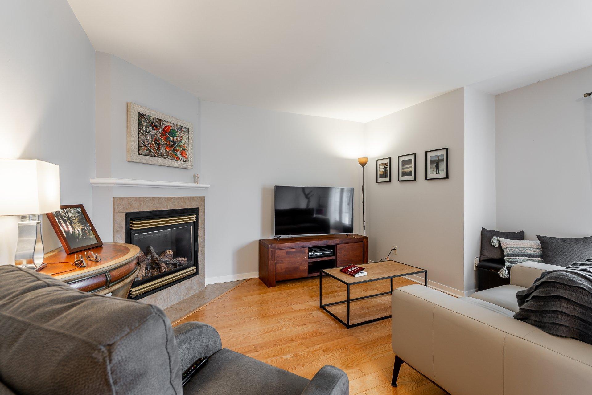 









2468


Rue de Nagano

,
Terrebonne (Terrebonne),




QC
J6X4T4

