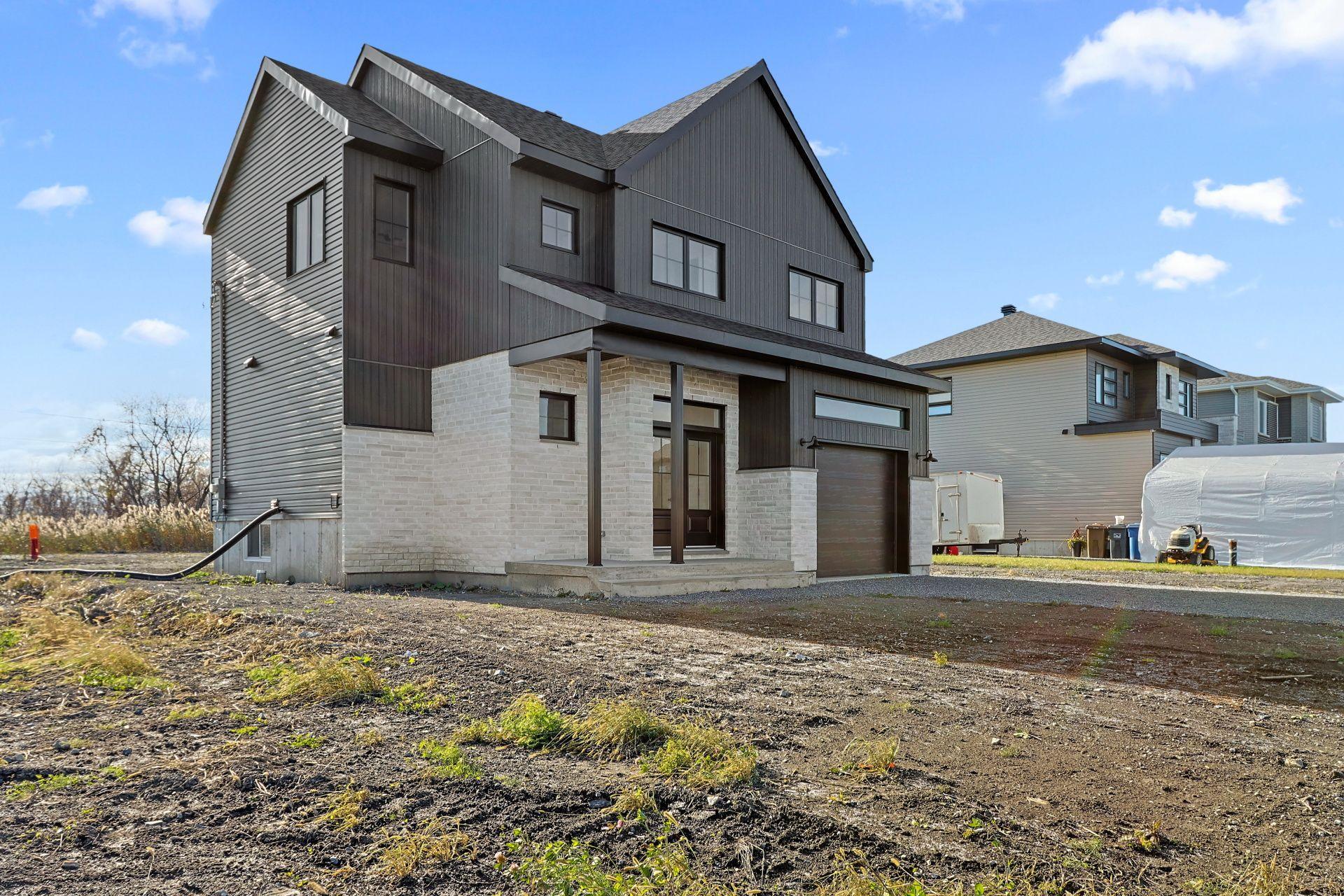 









127


Rue du Quai

,
Saint-Louis-de-Gonzague,




QC
J0S1T0

