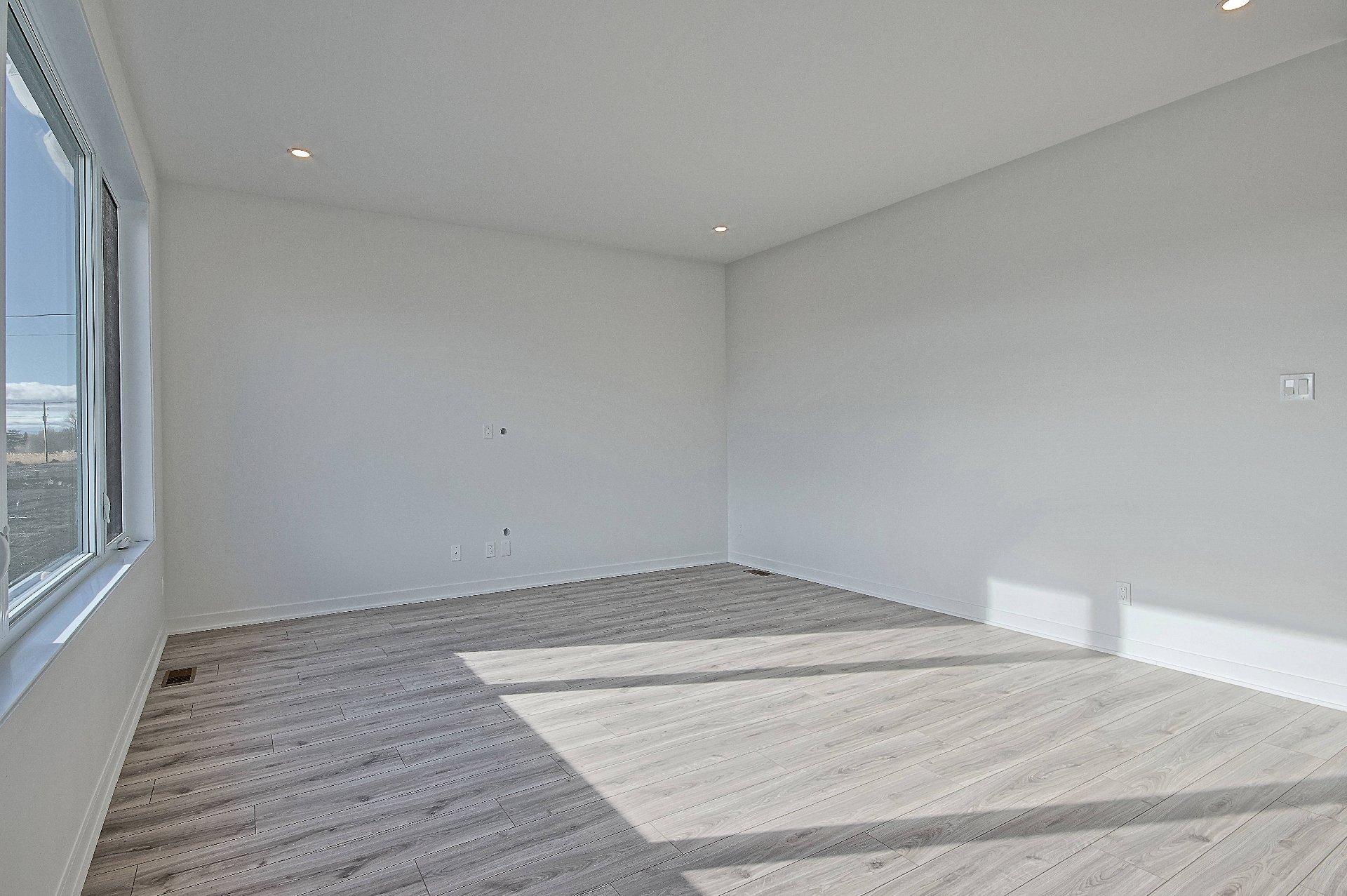 









127


Rue du Quai

,
Saint-Louis-de-Gonzague,




QC
J0S1T0

