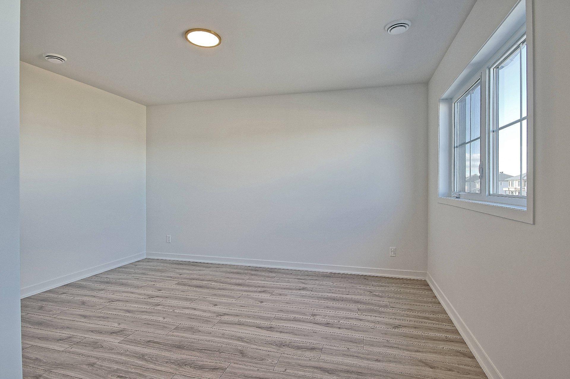 









127


Rue du Quai

,
Saint-Louis-de-Gonzague,




QC
J0S1T0

