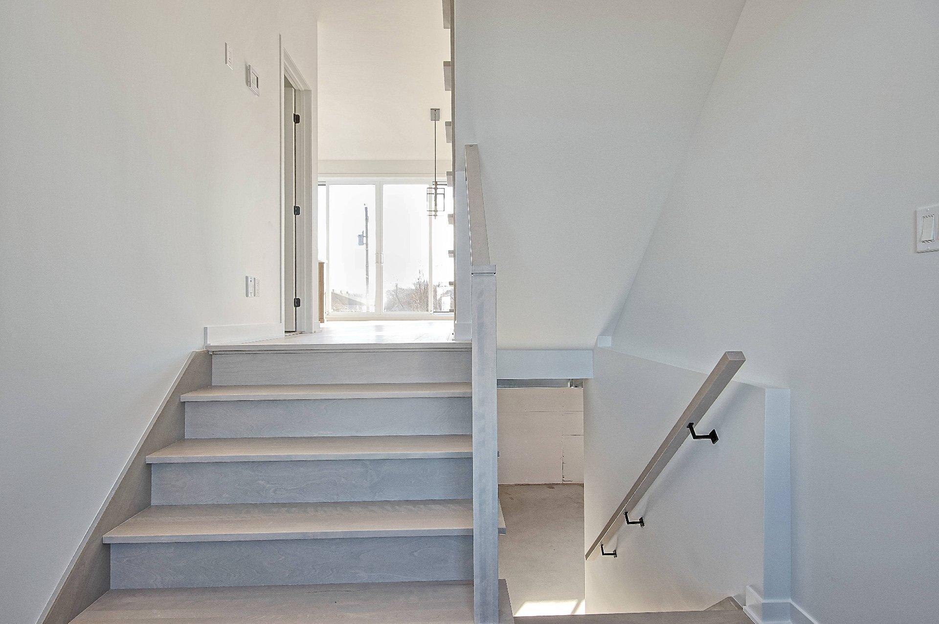 









127


Rue du Quai

,
Saint-Louis-de-Gonzague,




QC
J0S1T0

