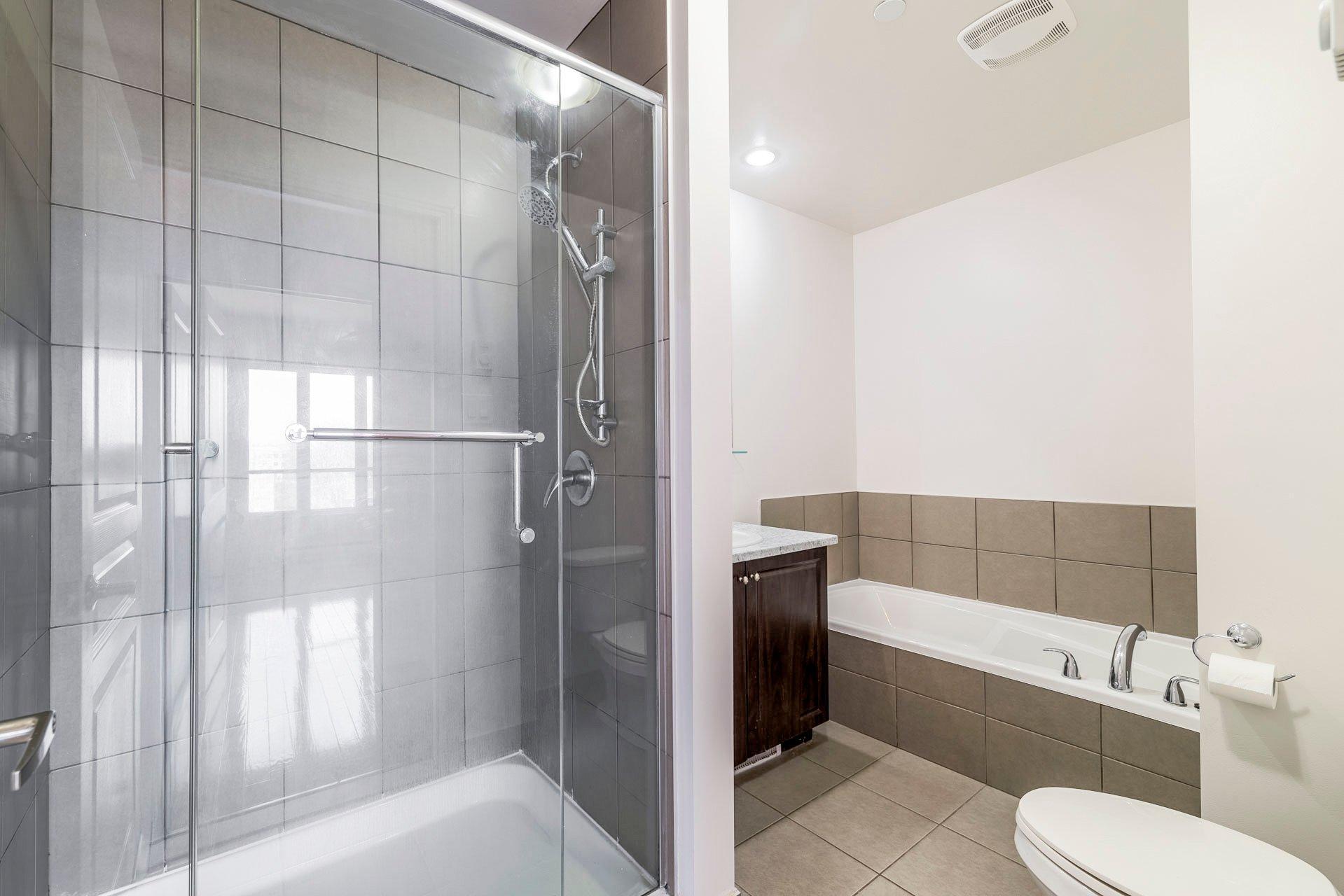 









1500


Rue St-Louis

, 401,
Montréal (Saint-Laurent),




QC
H4L0A4

