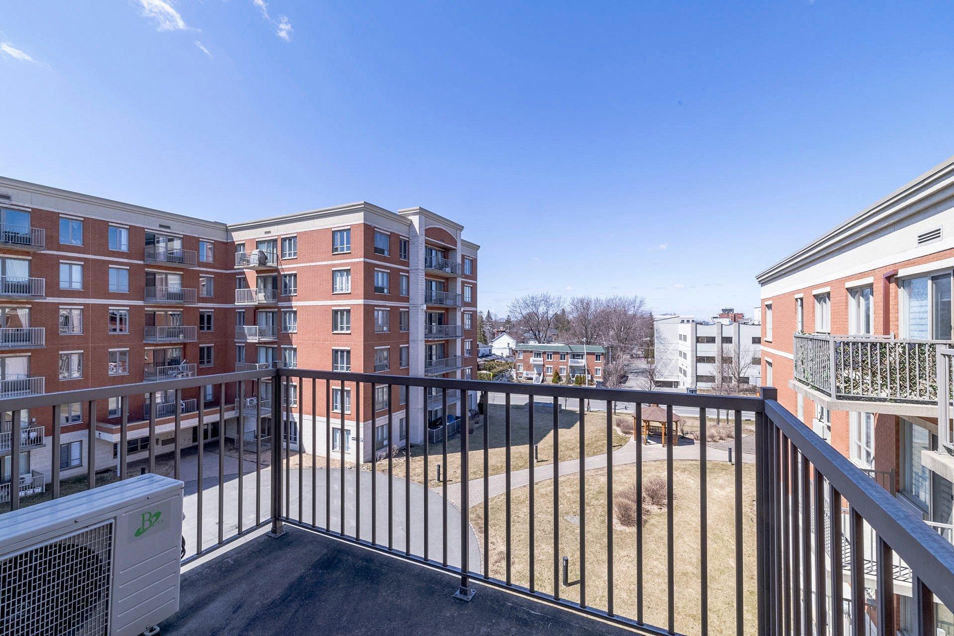









1500


Rue St-Louis

, 401,
Montréal (Saint-Laurent),




QC
H4L0A4

