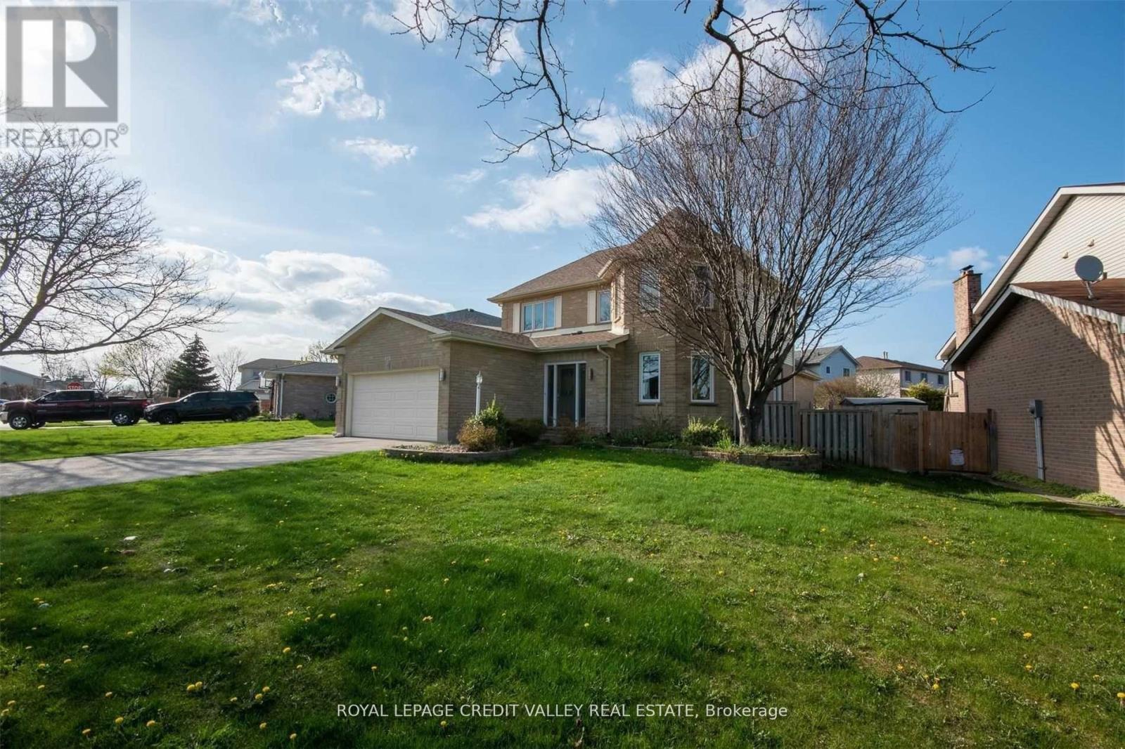 












123 NAPOLEON COURT

,
London,




Ontario
N5V4B2

