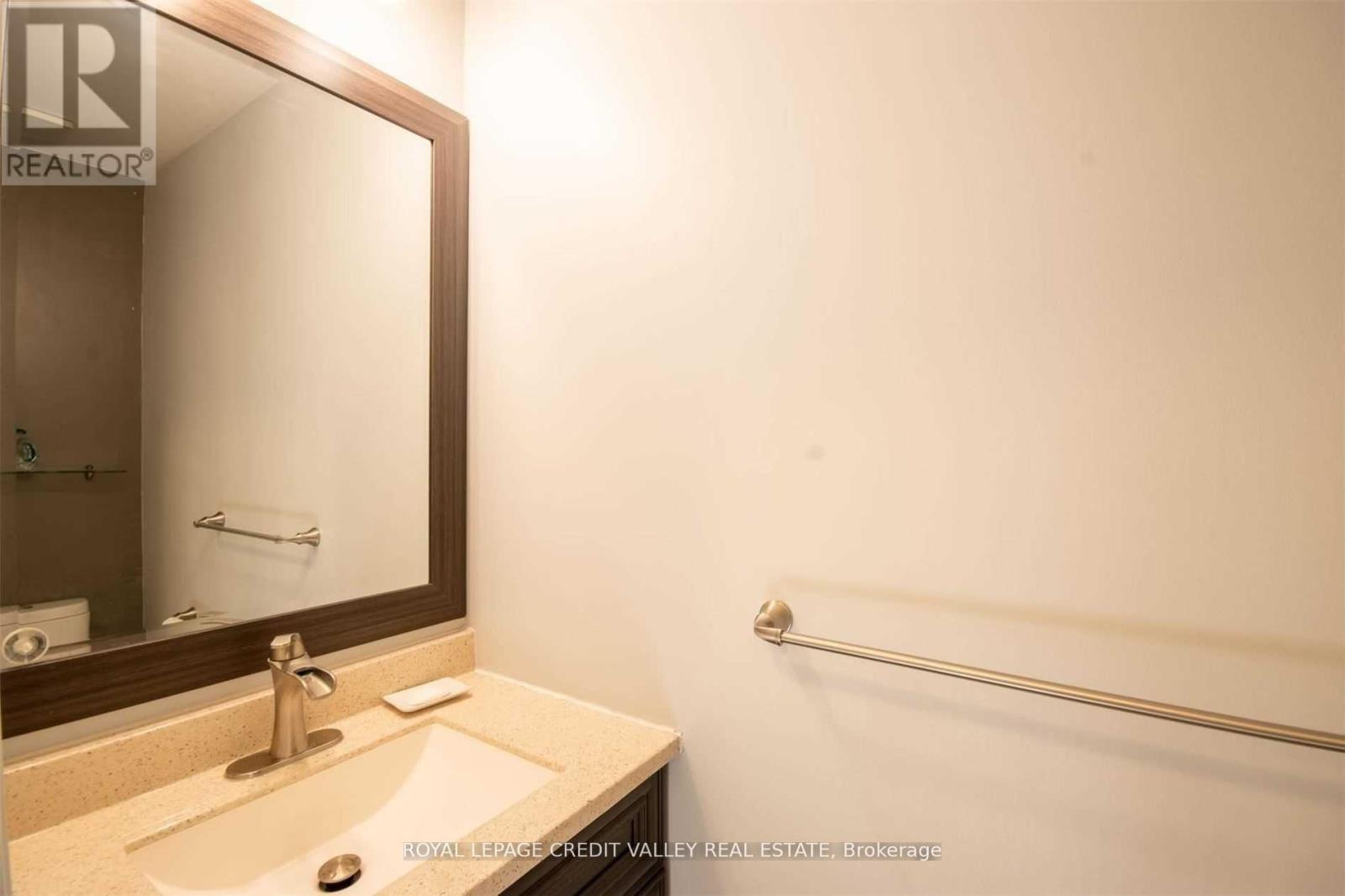 












123 NAPOLEON COURT

,
London,




Ontario
N5V4B2

