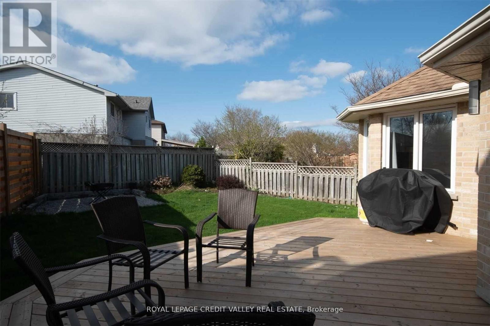 












123 NAPOLEON COURT

,
London,




Ontario
N5V4B2

