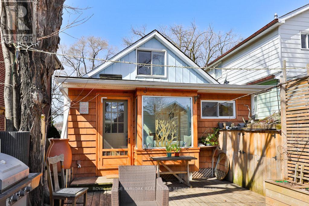 












39 TWENTY FOURTH STREET

,
Toronto,




Ontario
M8V3N3

