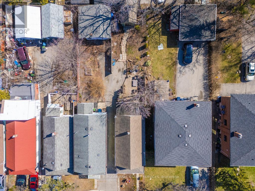 












39 TWENTY FOURTH STREET

,
Toronto,




Ontario
M8V3N3

