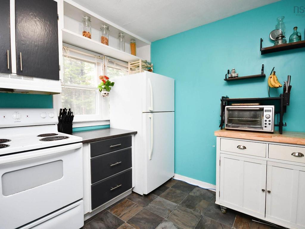 












1050 Waverley Road

,
Waverley,




NS
B2R 1W2


