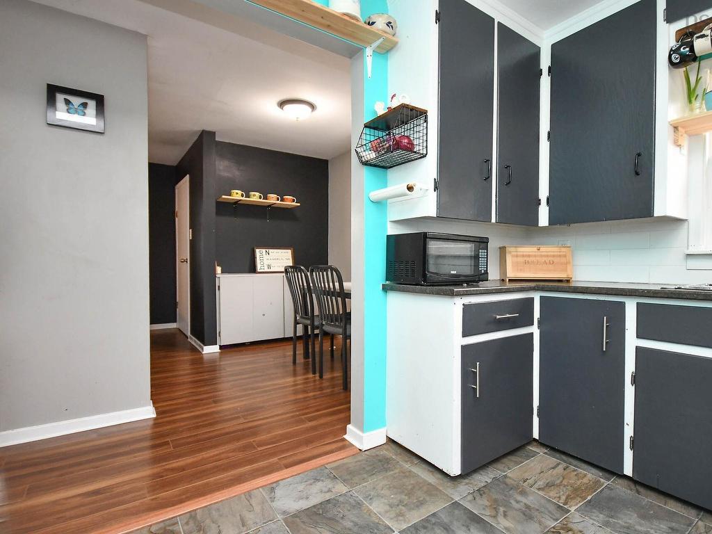












1050 Waverley Road

,
Waverley,




NS
B2R 1W2

