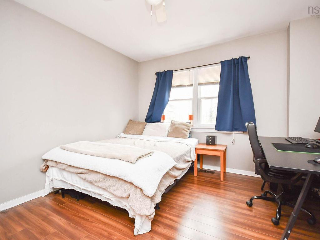 












1050 Waverley Road

,
Waverley,




NS
B2R 1W2

