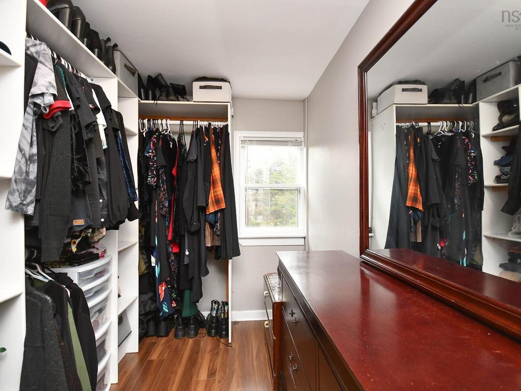 












1050 Waverley Road

,
Waverley,




NS
B2R 1W2

